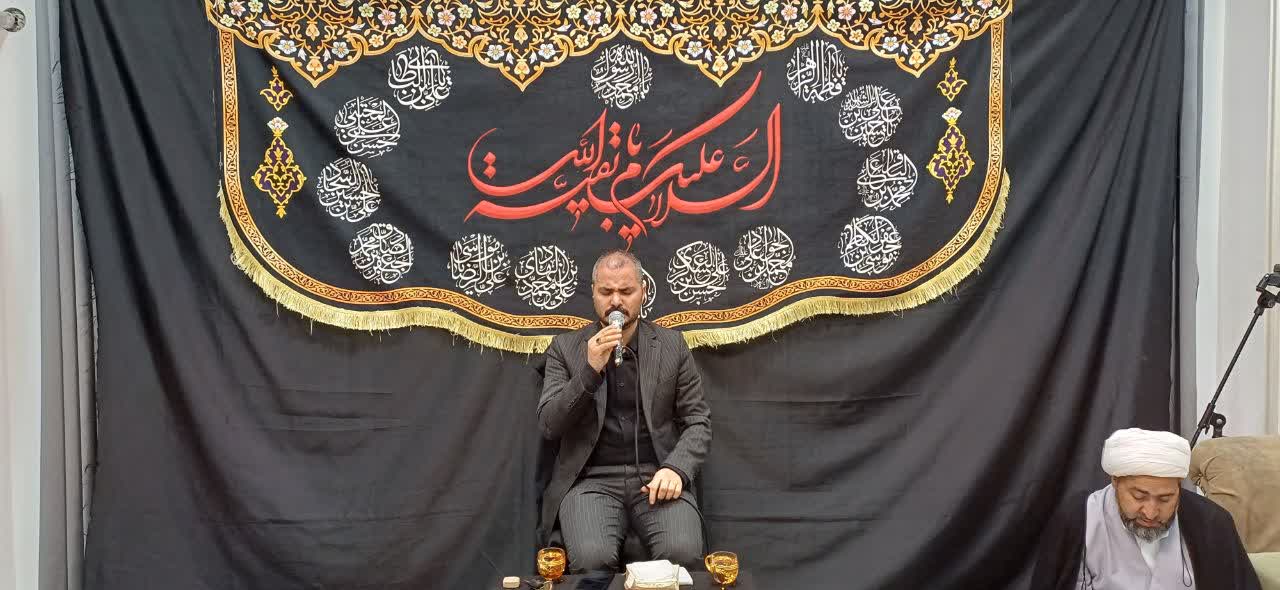 مداح : کربلایی اکبر امامی