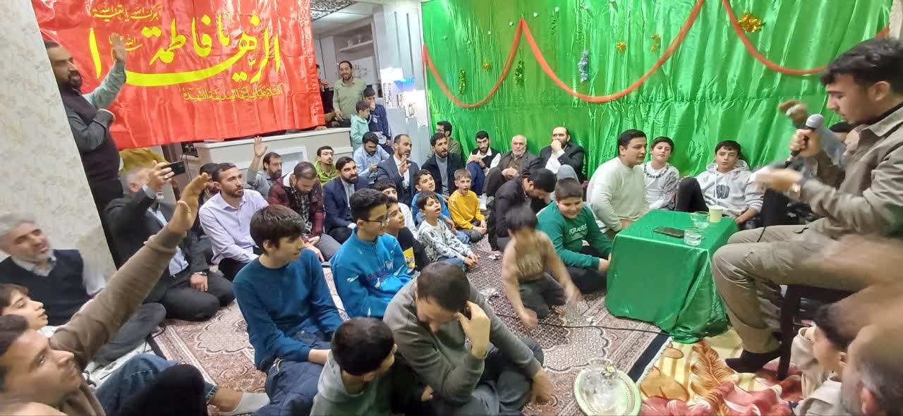 مولودخوانی توسط نوجوان کربلایی امیرمهدی پناهی