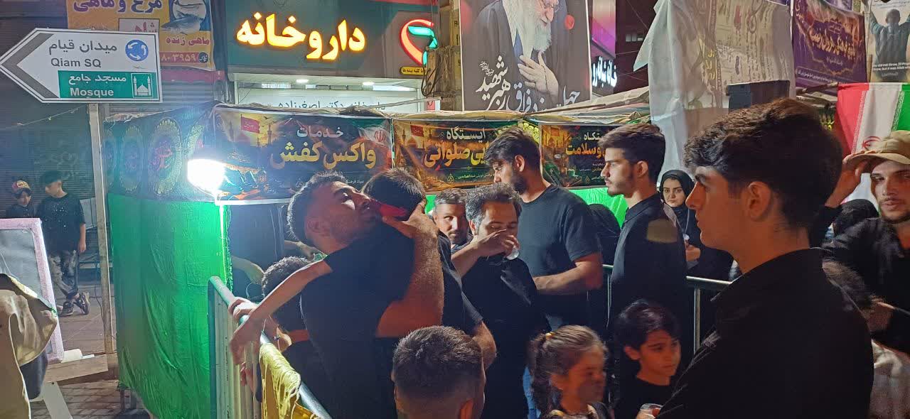 برپایی ایستگاه صلواتی و غرفه‌های خدماتی ضیاءالصالحین