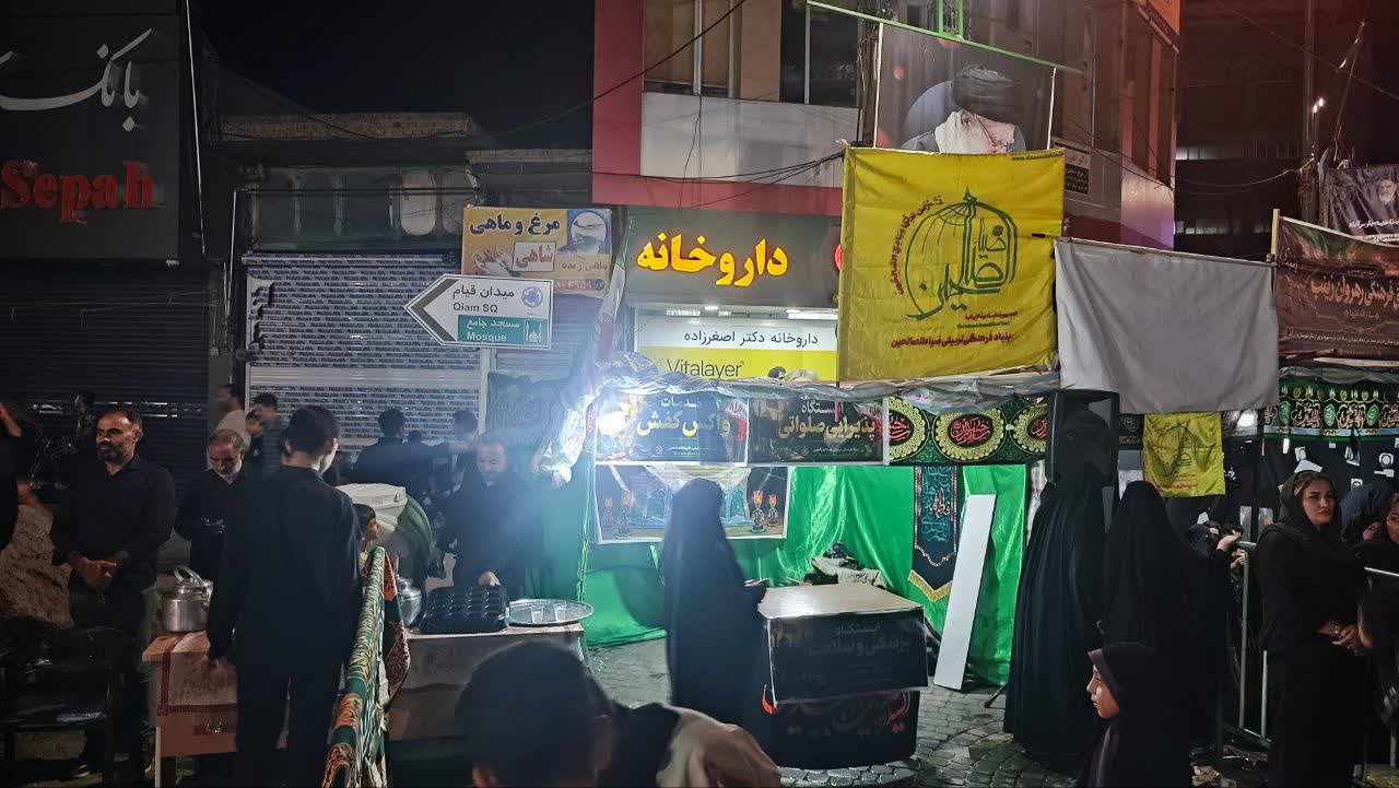برپایی ایستگاه صلواتی و غرفه‌های خدماتی ضیاءالصالحین