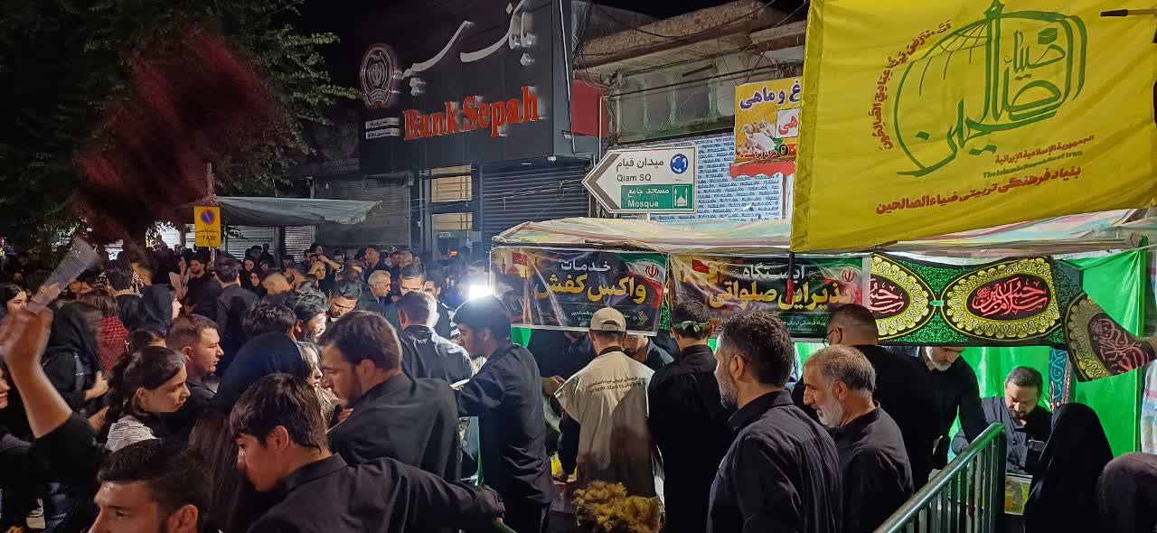 برپایی ایستگاه صلواتی و غرفه‌های خدماتی ضیاءالصالحین