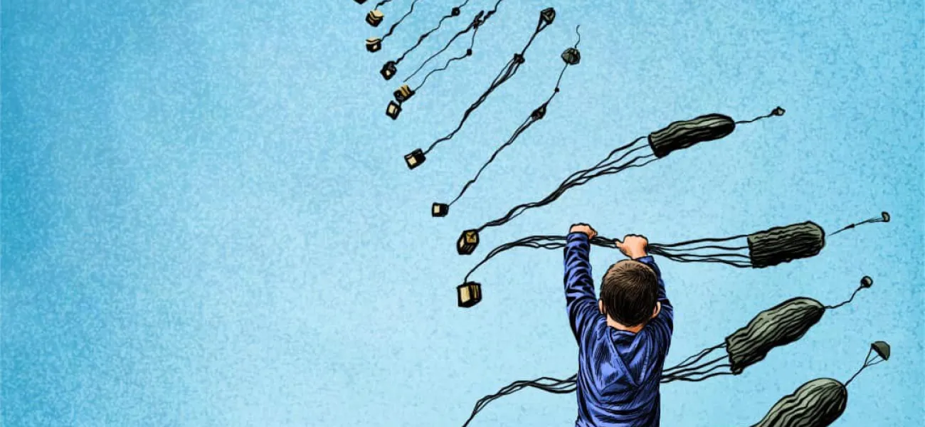 کمک‌های هوایی - اسامه حجاج